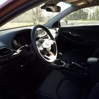 Hyundai i30 Fastback 1.0 T-GDI: Když dva dělají totéž...