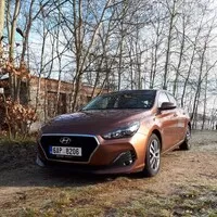 Hyundai i30 Fastback 1.0 T-GDI: Když dva dělají totéž...
