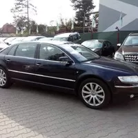 Dvanáct do tuctu aneb kupujeme auto s V12