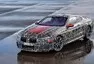 BMW odhaluje parádní siluetu připravované osmičky na nových fotkách