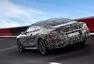 BMW odhaluje parádní siluetu připravované osmičky na nových fotkách