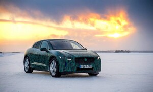 Autíčkář futurista, Novinky: První plně elektrický Jaguar se odhalí světu již za měsíc