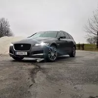 Jaguar XF Sportbrake 25t: Možná až příliš dravá kočka