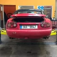 Mít občas k dispozici vybavenou dílnu je příjemné.