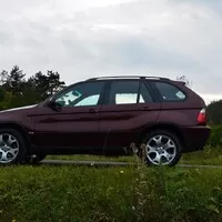 BMW X5 4.4i: Sen manželky vlivného kmotra