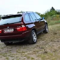 BMW X5 4.4i: Sen manželky vlivného kmotra