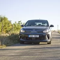 Kia Rio 1.4 CVVT: Slibný start řidičské kariéry
