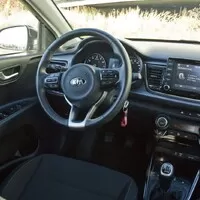 Kia Rio 1.4 CVVT: Slibný start řidičské kariéry