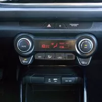Kia Rio 1.4 CVVT: Slibný start řidičské kariéry