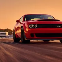 Jak rychle umí jet Dodge Challenger Demon s vypnutým omezovačem?