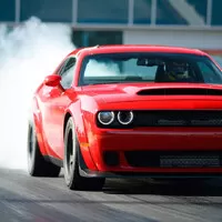 Jak rychle umí jet Dodge Challenger Demon s vypnutým omezovačem?