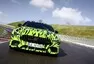 Mercedes ukazuje sedan od AMG, maskovaný po vzoru Need for Speed