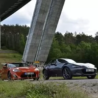 Mazda MX-5 RF 2.0 G-160 versus Toyota GT86: Dvě gejši a umění juda
