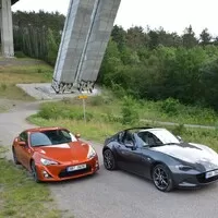 Mazda MX-5 RF 2.0 G-160 versus Toyota GT86: Dvě gejši a umění juda