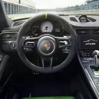 Nová 911 GT3 RS je možná poslední svého druhu s atmosférickým motorem