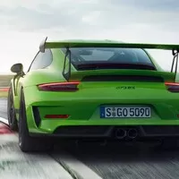 Nová 911 GT3 RS je možná poslední svého druhu s atmosférickým motorem