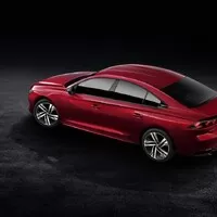 Peugeot 508 je po mnoha a mnoha letech zase hezký francouzský sedan