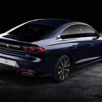 Peugeot 508 je po mnoha a mnoha letech zase hezký francouzský sedan