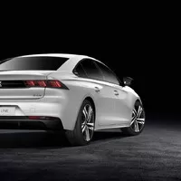Peugeot 508 je po mnoha a mnoha letech zase hezký francouzský sedan