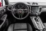 Automobilový všeuměl aneb do sněhu i na okruh stylově | Ptejte se Vojty