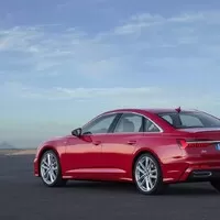 Audi přichází s novou generací A6. Což je vlastně zmenšená limuzína A8