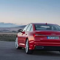 Audi přichází s novou generací A6. Což je vlastně zmenšená limuzína A8