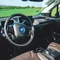 Mohou být elektrická auta zajímavá i pro opravdové motoristické nadšence?