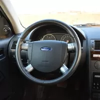 Ford Mondeo 2.0 TDCi Ghia: Dostavník obchodního cestujícího