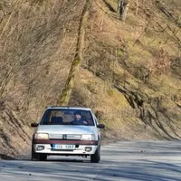 Peugeot 205 GTI 1.9: Sršeň v plechovce a dobytí Bastily