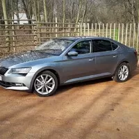 Škoda Superb 2.0 TSI 280: Tři různé role a jeden výsledek
