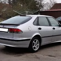 Hrdinové za babku: Saab 9-3 SE 2.0 LPT