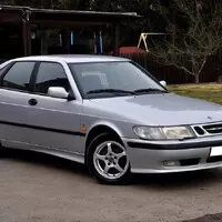 Hrdinové za babku: Saab 9-3 SE 2.0 LPT