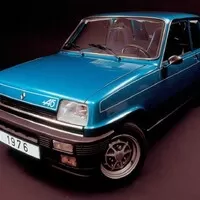 Historie ostrých hatchbacků: Od svižných krabiček po zabijáky supersportů - Díl 1.