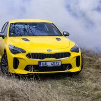 KIA Stinger 2.0 T-GDI: Žák se stává učitelem