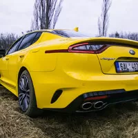 KIA Stinger 2.0 T-GDI: Žák se stává učitelem