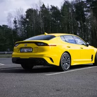 KIA Stinger 2.0 T-GDI: Žák se stává učitelem