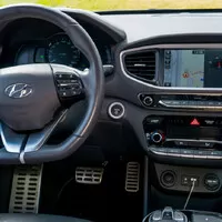 Hyundai Ioniq electric: Sousedův elektromobil