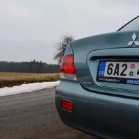 Mitsubishi Lancer 1.6 Invite: V jednoduchosti je síla