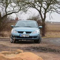 Mitsubishi Lancer 1.6 Invite: V jednoduchosti je síla