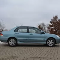 Mitsubishi Lancer 1.6 Invite: V jednoduchosti je síla
