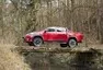 Toyota Hilux 2.4 D-4D: Osmé vtělení Trucka Norrise