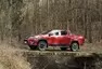 Toyota Hilux 2.4 D-4D: Osmé vtělení Trucka Norrise