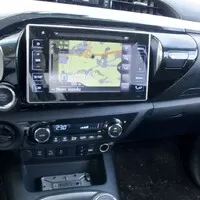 Toyota Hilux 2.4 D-4D: Osmé vtělení Trucka Norrise
