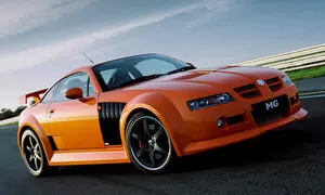 Bazarový snílek, Historie: MG Xpower SV: Když se benzínová hlava rozhodne postavit automobilku na nohy
