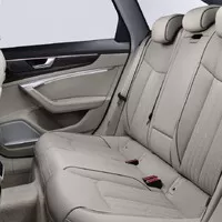 Audi zkrášluje svět kombíků s novou a velmi elegantní A6 Avant