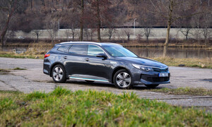 Autíčkář futurista, Recenze & testy: Kia Optima Sportswagon PHEV: Vzhůru do budoucnosti!