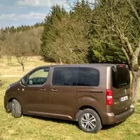 Peugeot Traveller 2.0 HDi 4x4 Dangel: Rallye dodávka