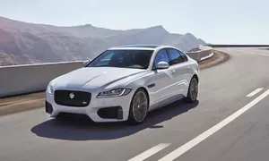 Novinky: Z katalogu Jaguaru mizí benzínová V6 přeplňovaná kompresorem