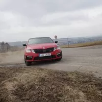 Škoda Octavia RS 245: Rozpolcený všeuměl