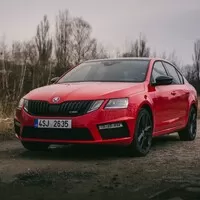 Škoda Octavia RS 245: Rozpolcený všeuměl